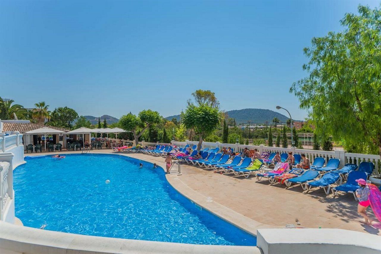 Aparthotel Center